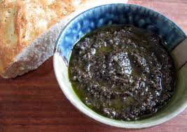 Organic olive spread with capers