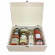 Wooden Gift Chest with 7 Greek traditional products Nr. 11